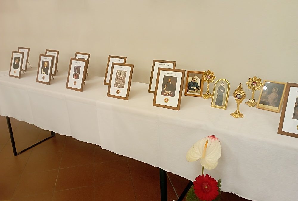 Na Západe sú všetci svätí