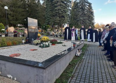pobožnosť pri hrobe dominikánskych bratov